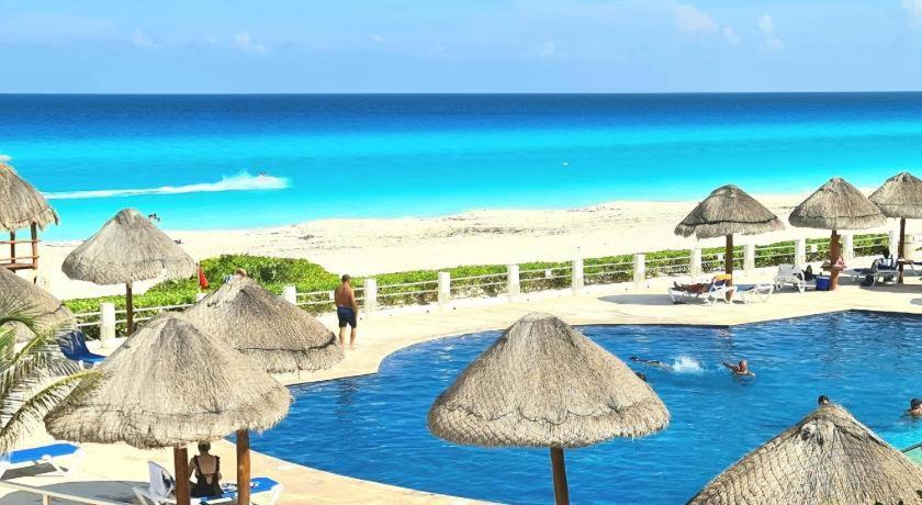 Marlin Turquesa Hospedaje A Pie De Playa Cancun Bagian luar foto